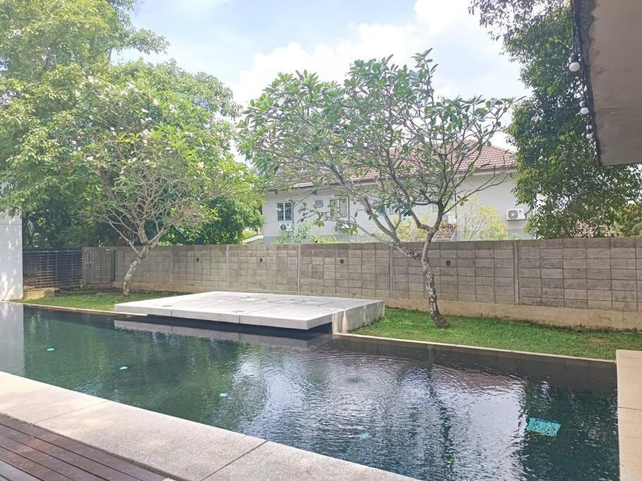 Secret Garden Pj Pool Villa Petaling Jaya Eksteriør bilde